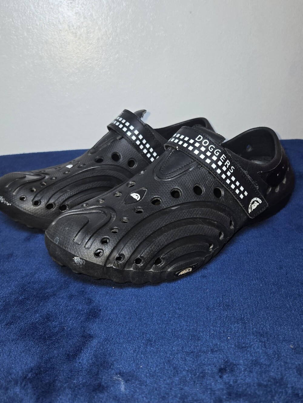 Black Doggers Slip On Shoes Mens Size 10/11 Gardening Rubber Outdoor Shower